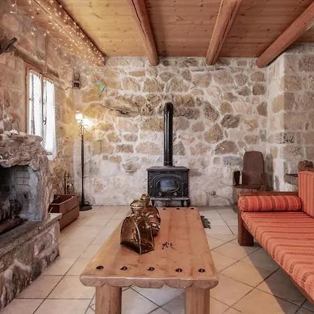 Gerakopetra Vakantiehuis *