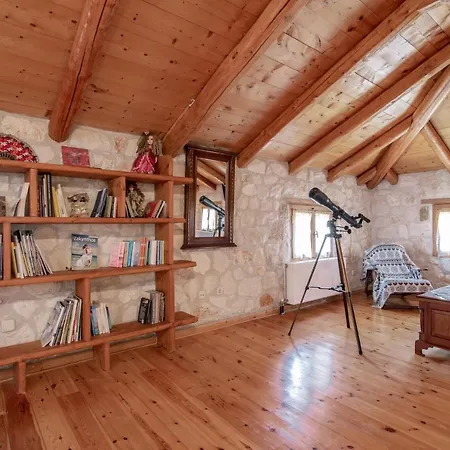 Gerakopetra Semesterbostad